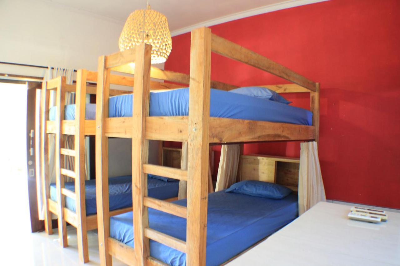 Black Sand Hostel Amed Ngoại thất bức ảnh