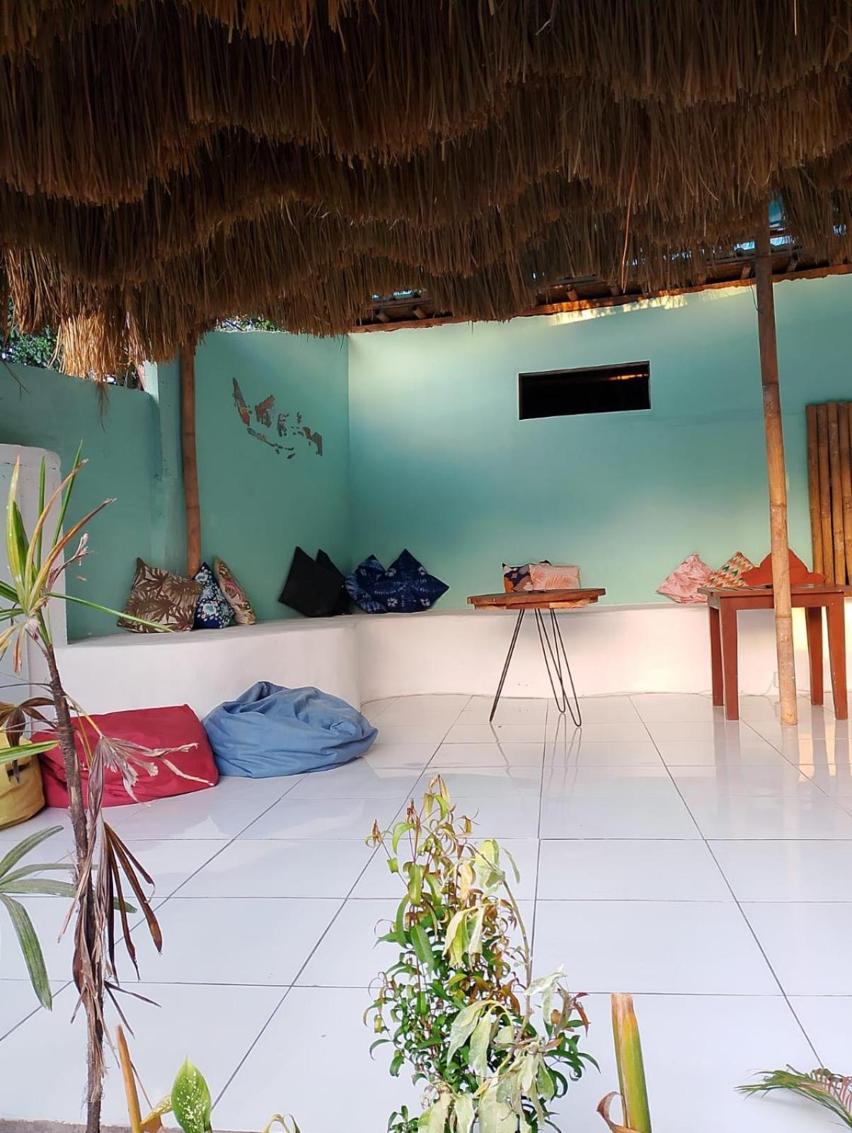 Black Sand Hostel Amed Ngoại thất bức ảnh