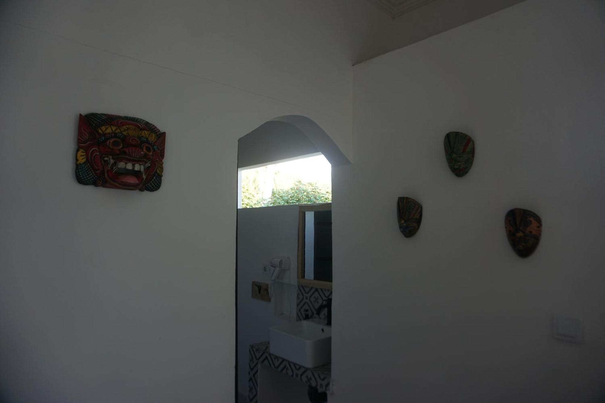 Black Sand Hostel Amed Ngoại thất bức ảnh