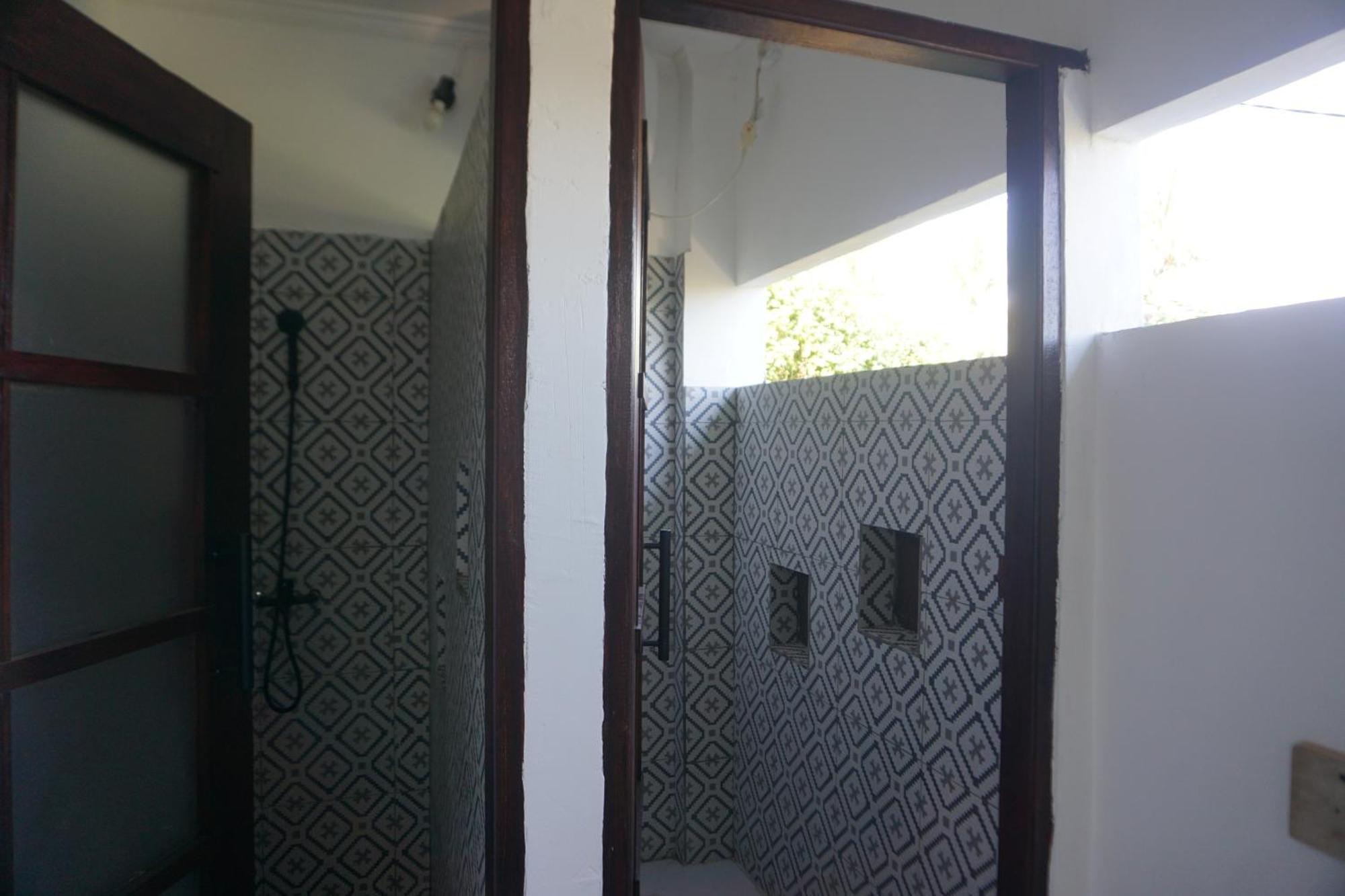 Black Sand Hostel Amed Ngoại thất bức ảnh