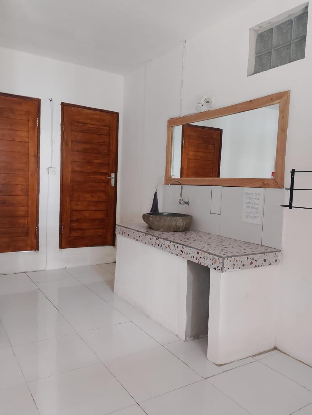 Black Sand Hostel Amed Ngoại thất bức ảnh