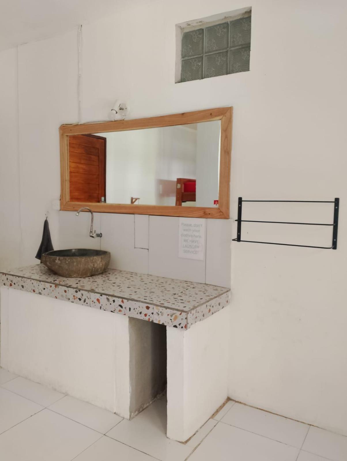 Black Sand Hostel Amed Ngoại thất bức ảnh