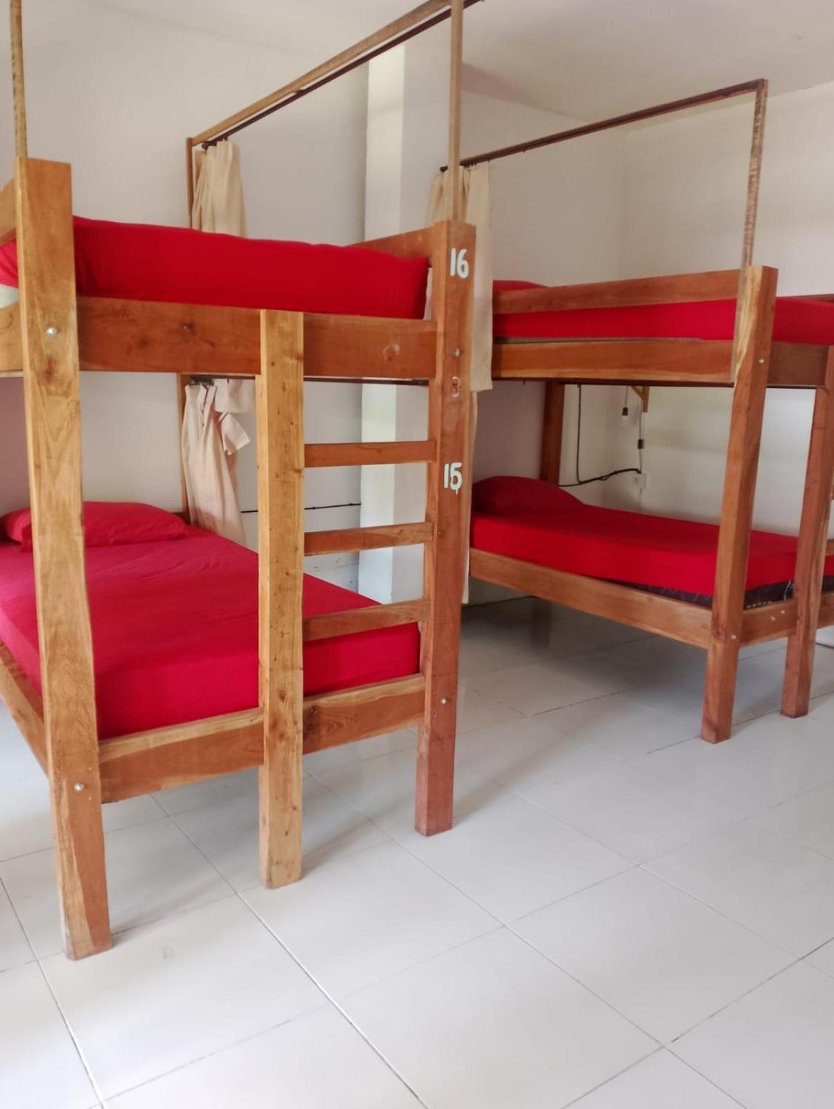 Black Sand Hostel Amed Ngoại thất bức ảnh